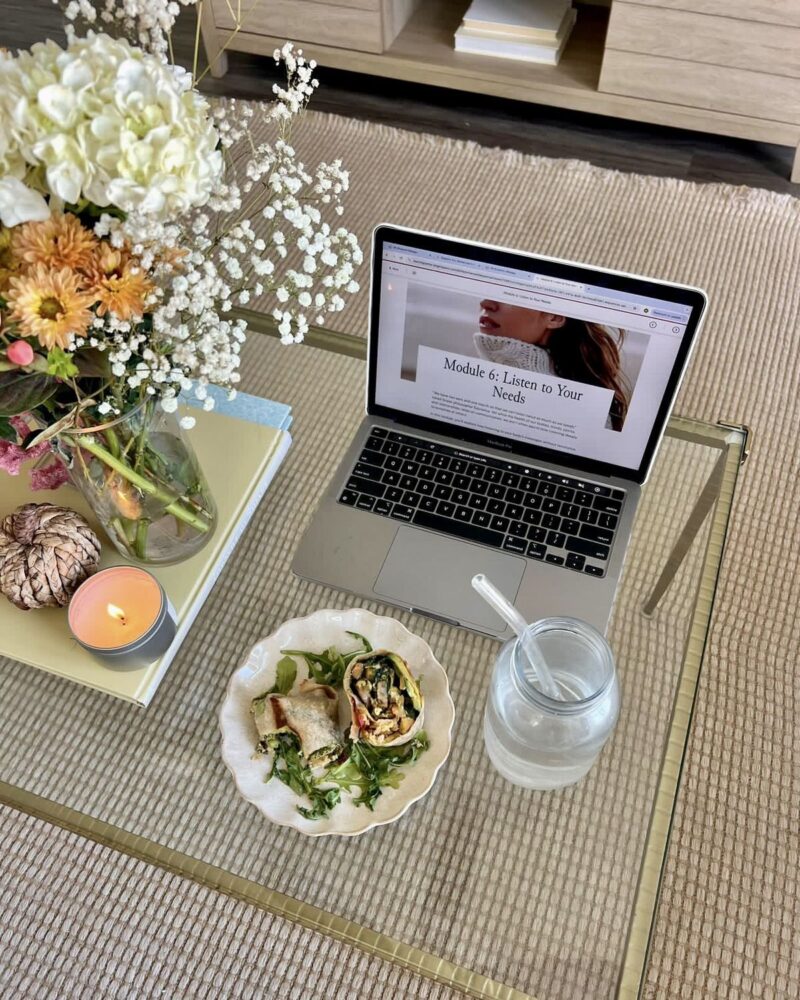 Een online consult is persoonlijk, doelgericht en afgestemd op jouw lichaam en mindset.